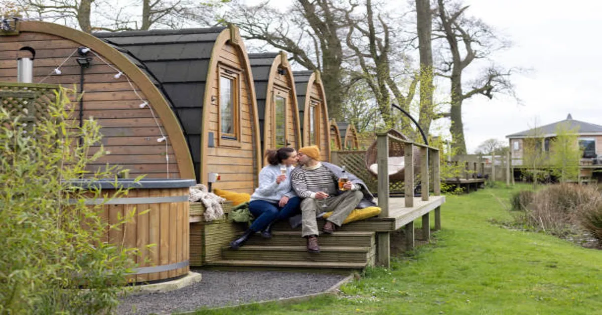 Glamping Pods with Hot Tub